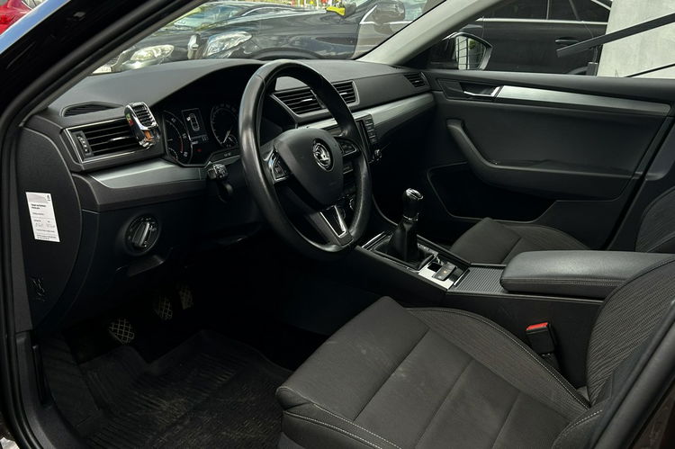 Skoda Superb 2.0 TDI 2017 190KM El Klapa Manual Radar Bixenon+ledy Navi Kubełki zdjęcie 7