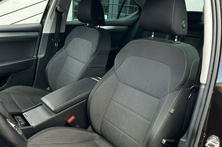 Skoda Superb 2.0 TDI 2017 190KM El Klapa Manual Radar Bixenon+ledy Navi Kubełki zdjęcie 8