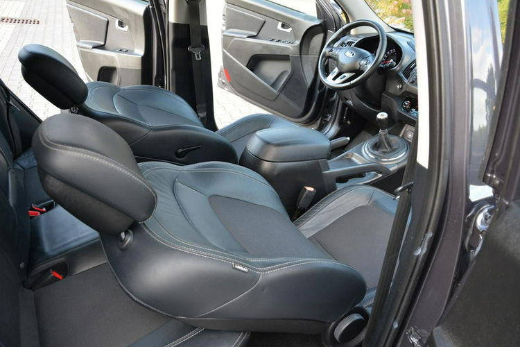 Kia Sportage 2.0Mpi(163KM) Skóry Ledy Xenon Navi Kamera Park Alu18"2xParktr zdjęcie 17