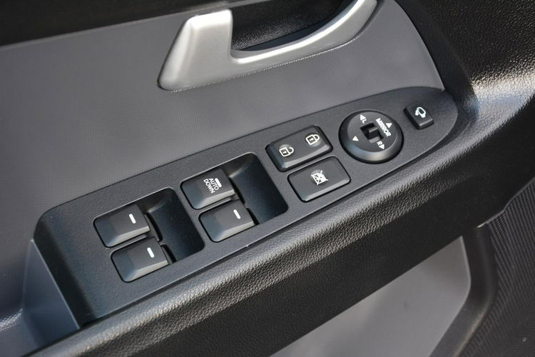 Kia Sportage 2.0Mpi(163KM) Skóry Ledy Xenon Navi Kamera Park Alu18"2xParktr zdjęcie 28