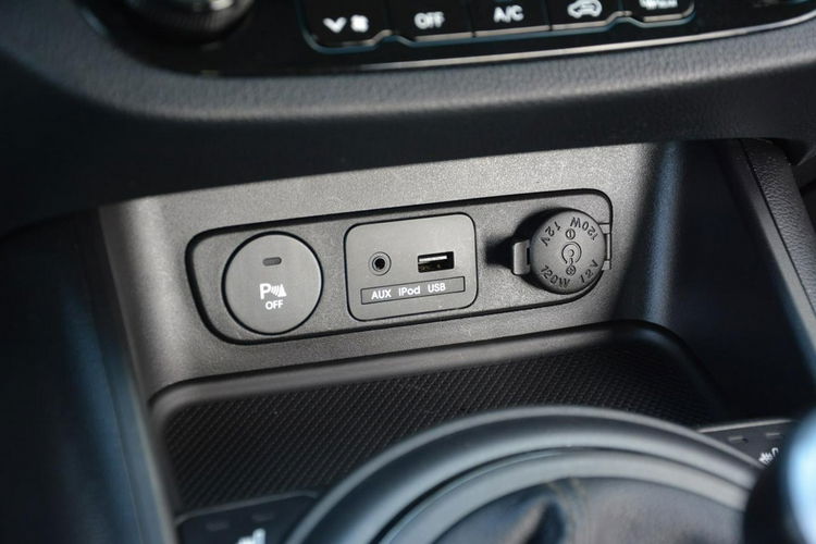 Kia Sportage 2.0Mpi(163KM) Skóry Ledy Xenon Navi Kamera Park Alu18"2xParktr zdjęcie 30