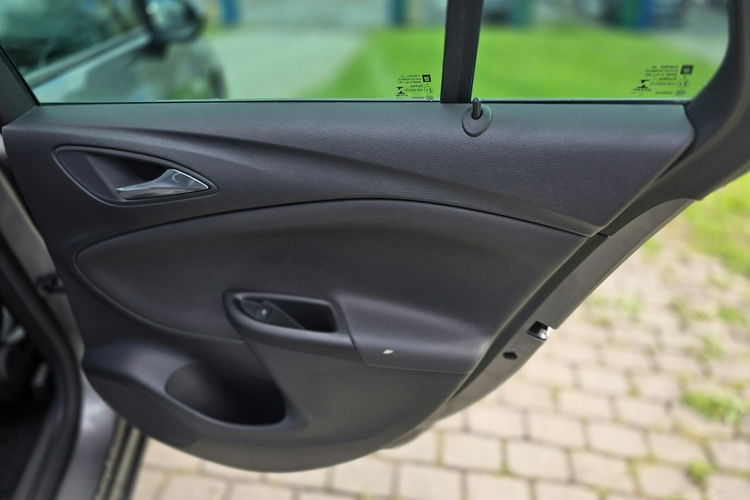 Opel Astra 1.4 Turbo Innovation + Webasto + pełny serwis zdjęcie 28
