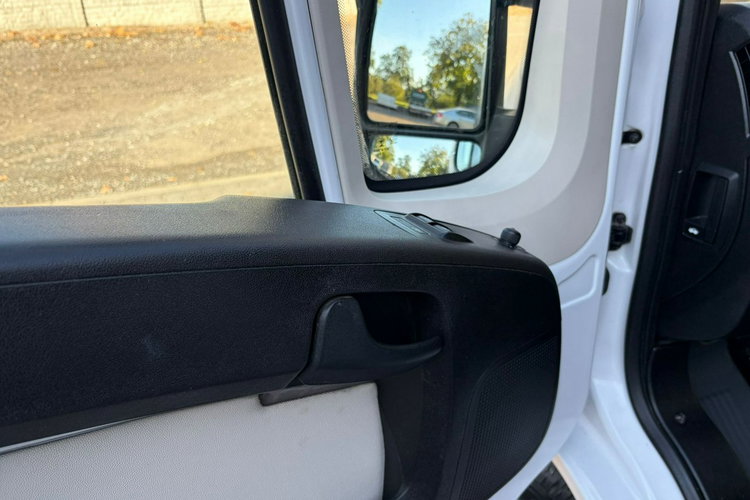 Fiat Ducato 2.3 130KM 2017 l2H2 169tys.km Blaszak zdjęcie 16