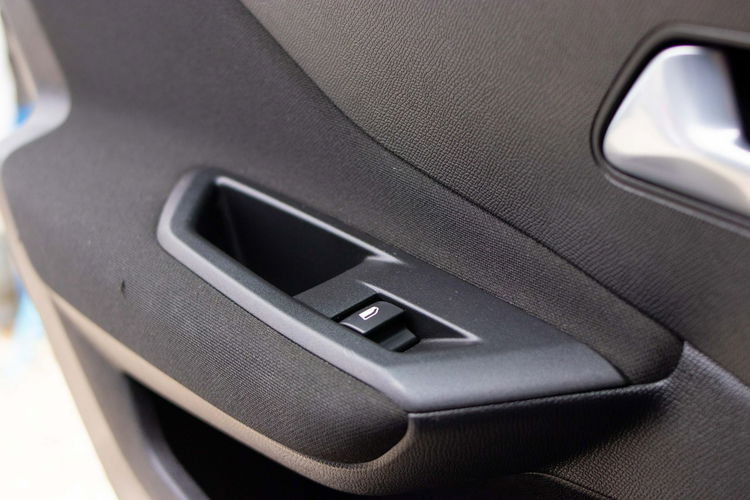 Peugeot 308 SW Automat Pełny Serwis 1.5Hdi 130KM Gwarancja Active Pack zdjęcie 29