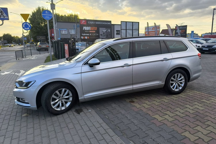 Volkswagen Passat 2.0 TDi 150KM Klimatronic Led Masaż Manual zdjęcie 10