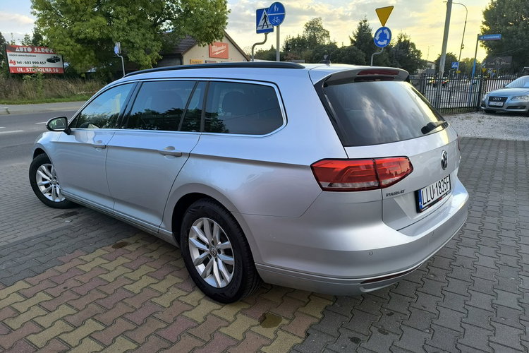 Volkswagen Passat 2.0 TDi 150KM Klimatronic Led Masaż Manual zdjęcie 8