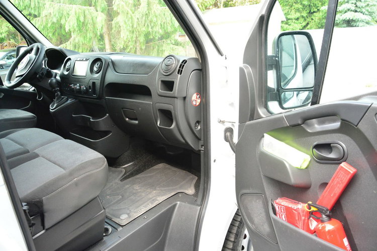 Renault Master średniak 6 osobowy brygadówka doka pełna opcja 130KM zdjęcie 8