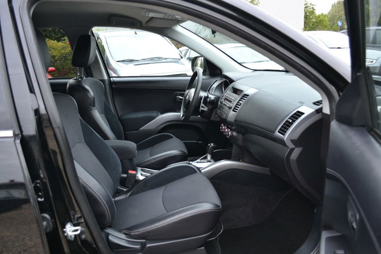 Mitsubishi Outlander Klimatyzacja Serwis 4x El. Szyby Automat Alufelgi Xenon Led zdjęcie 15