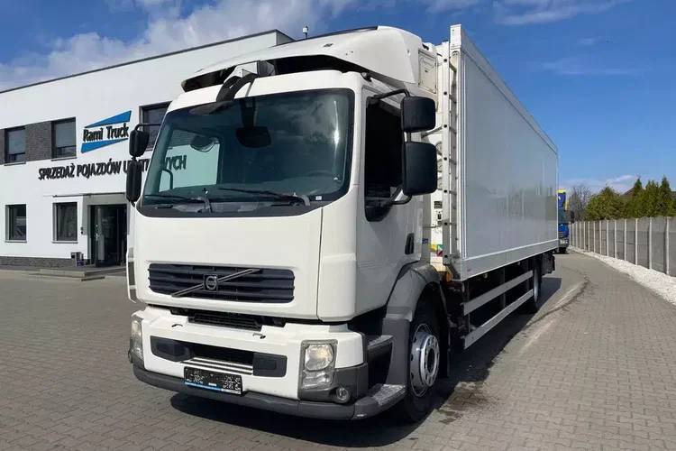 Volvo FL 18.260 CHŁODNIA, zdjęcie 1