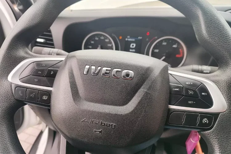 Iveco Daily zdjęcie 11