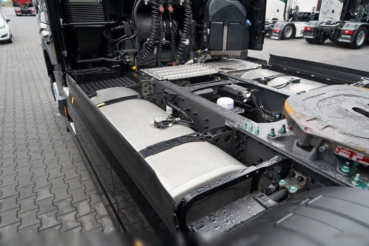 Volvo FH 500 / 2025 ROK / 88 TYS KM / XXL / I-SHIFT zdjęcie 15