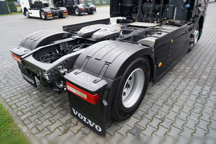 Volvo FH 500 / 2025 ROK / 88 TYS KM / XXL / I-SHIFT zdjęcie 17