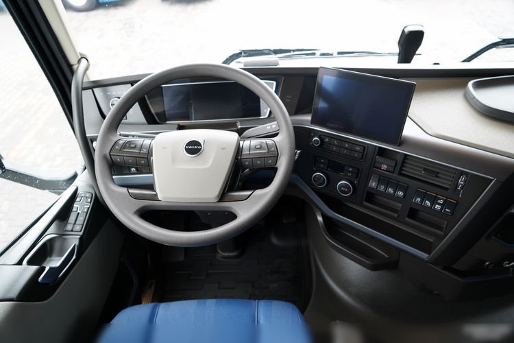 Volvo FH 500 / 2025 ROK / 88 TYS KM / XXL / I-SHIFT zdjęcie 32
