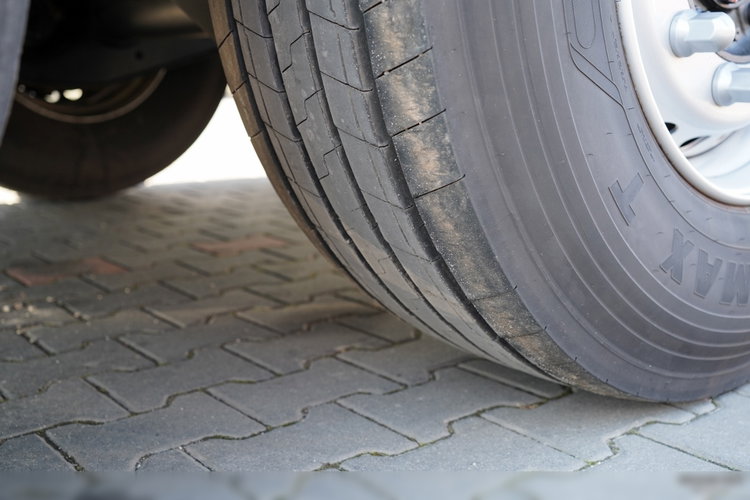 Wielton / WYWROTKA 55 m3 / 2023 / MAŁO UŻYWANA / 80 TYS. KM zdjęcie 17