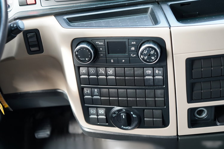 MAN TGX 18.460 / XXL / RETARDER / NAVI RIO zdjęcie 28