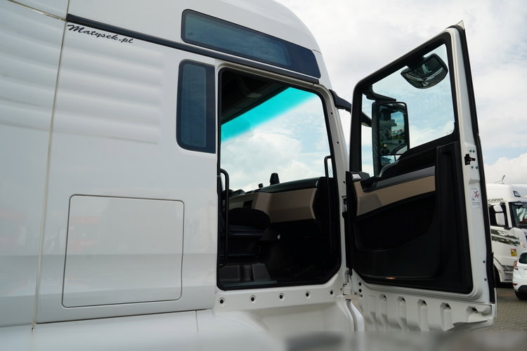 MAN TGX 18.460 / XXL / RETARDER / NAVI RIO zdjęcie 35