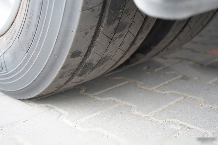 SCHMITZ CARGOBULL / CHŁODNIA / THERMO KING SLX SPECTRUM  / City liner / 1 osiowa / 11.3 M / MULTITEMPERATURA / WINDA DHOLLANDIA / SAF  zdjęcie 22