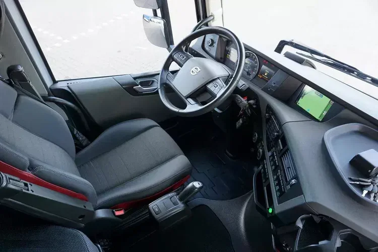 Volvo FH / 460 / ACC / E 6 / ZESTAW PRZEJAZDOWY / KONTENER / 37 PALET zdjęcie 13