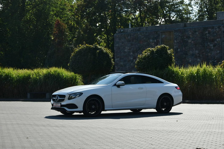 Mercedes E 400 E 400d Coupe 4Matic 340KM 2019r. SALON 62tkm Fv23 Panorama Burmester zdjęcie 24