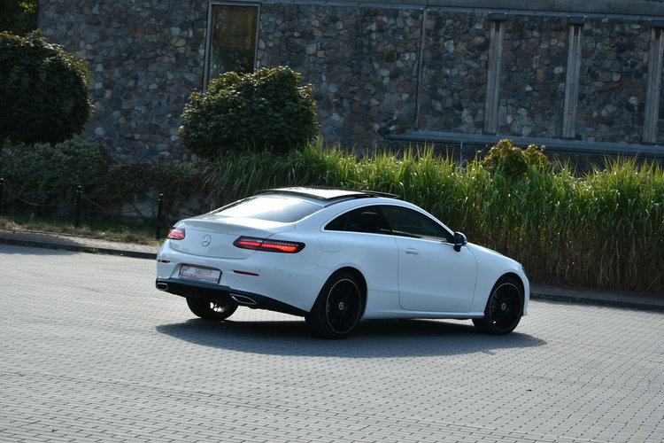 Mercedes E 400 E 400d Coupe 4Matic 340KM 2019r. SALON 62tkm Fv23 Panorama Burmester zdjęcie 28