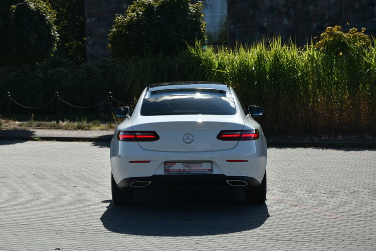 Mercedes E 400 E 400d Coupe 4Matic 340KM 2019r. SALON 62tkm Fv23 Panorama Burmester zdjęcie 5