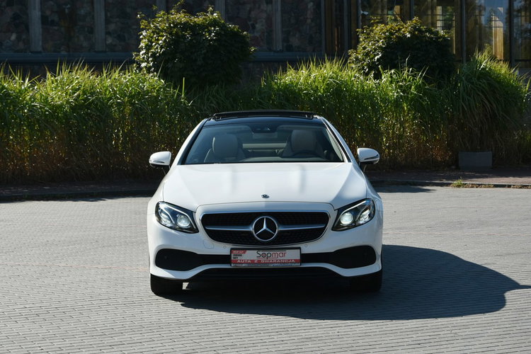 Mercedes E 400 E 400d Coupe 4Matic 340KM 2019r. SALON 62tkm Fv23 Panorama Burmester zdjęcie 9