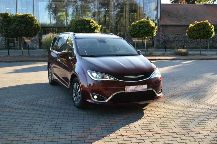 Chrysler Pacifica 3.6 V6 291KM GAZ 2020r. Touring L Plus Skóra Xenon Kamera360 Radar DVD zdjęcie 20