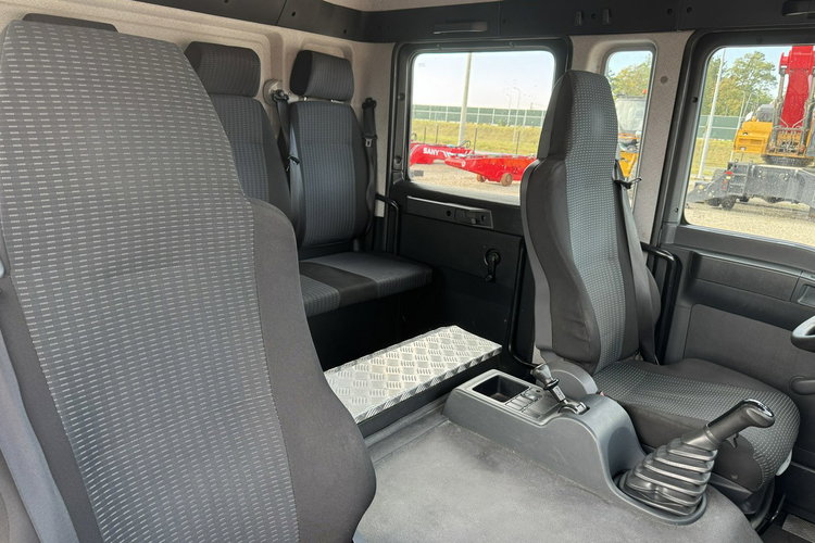 TGM 15.250 BRYGADÓWKA 6 MIEJSC MAN TGM 15.250 Do nauki jazdy , brygadówka 6 miejsc zdjęcie 11