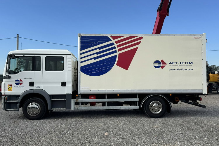 TGM 15.250 BRYGADÓWKA 6 MIEJSC MAN TGM 15.250 Do nauki jazdy , brygadówka 6 miejsc zdjęcie 17