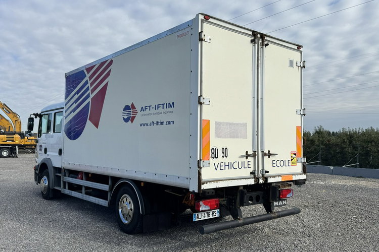 TGM 15.250 BRYGADÓWKA 6 MIEJSC MAN TGM 15.250 Do nauki jazdy , brygadówka 6 miejsc zdjęcie 3