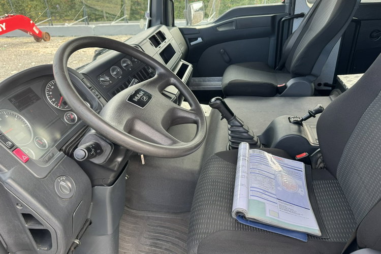 TGM 15.250 BRYGADÓWKA 6 MIEJSC MAN TGM 15.250 Do nauki jazdy , brygadówka 6 miejsc zdjęcie 6