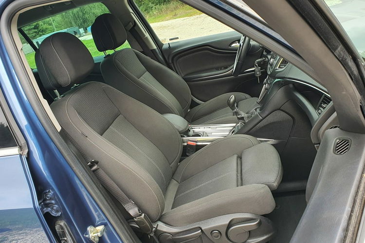 Opel Zafira 1.4T 140KM # NAVI # Parktronic # Xenon # 7 Osobowa # Mega Zadbana zdjęcie 11