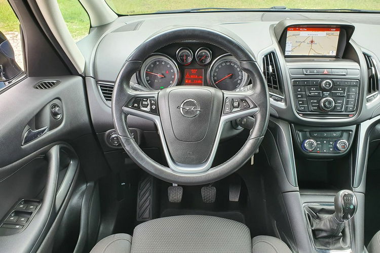 Opel Zafira 1.4T 140KM # NAVI # Parktronic # Xenon # 7 Osobowa # Mega Zadbana zdjęcie 18