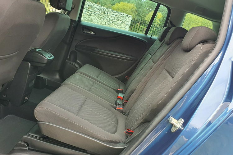 Opel Zafira 1.4T 140KM # NAVI # Parktronic # Xenon # 7 Osobowa # Mega Zadbana zdjęcie 7