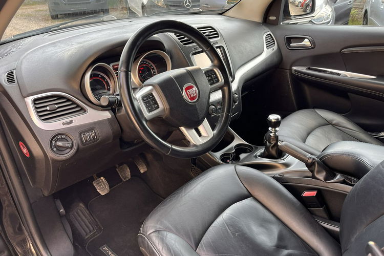 Fiat Freemont 2.0 Skóry Kamera Cafania Navi 6biegów Alu Ks Serw TUV StanBD Bezwypad zdjęcie 18