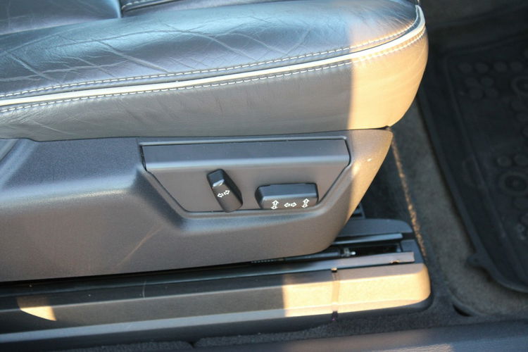 Volvo XC 90 Krajowy automat 7-osobowy hak D5 zdjęcie 16