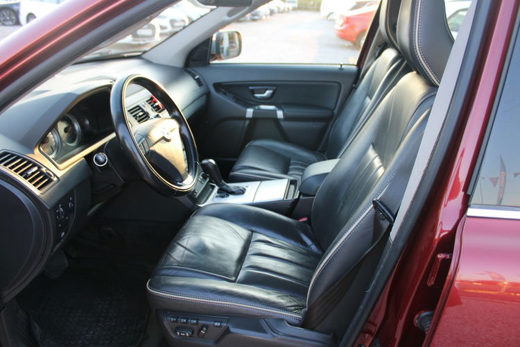 Volvo XC 90 Krajowy automat 7-osobowy hak D5 zdjęcie 23