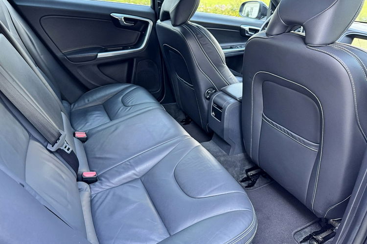 Volvo V60 Summum Aktywny Tempomat Xenon Gwarancja zdjęcie 12