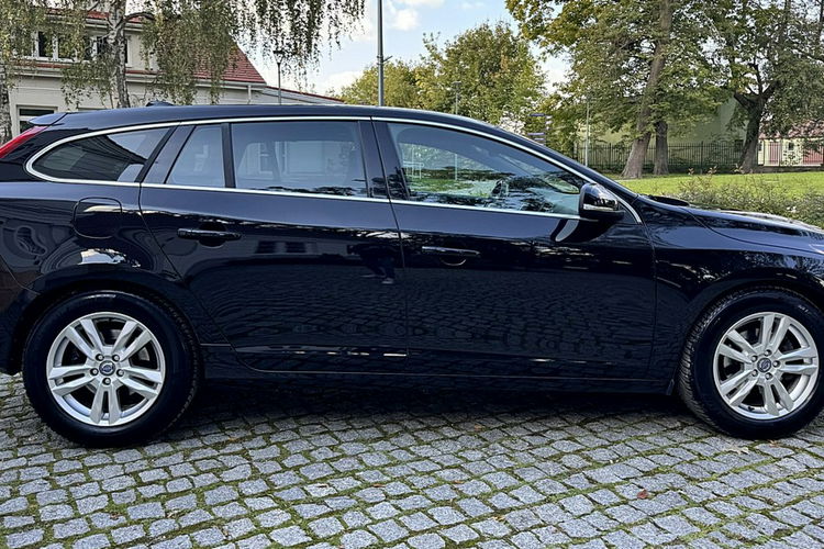 Volvo V60 Summum Aktywny Tempomat Xenon Gwarancja zdjęcie 5