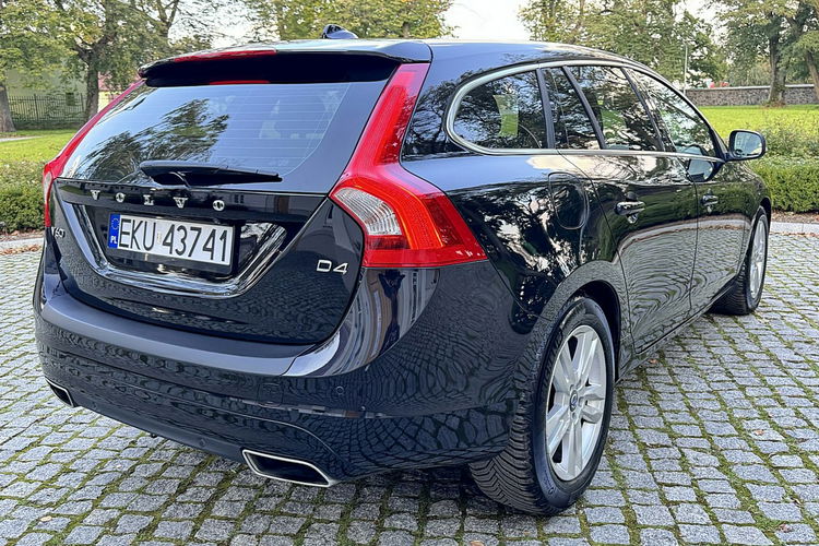 Volvo V60 Summum Aktywny Tempomat Xenon Gwarancja zdjęcie 6