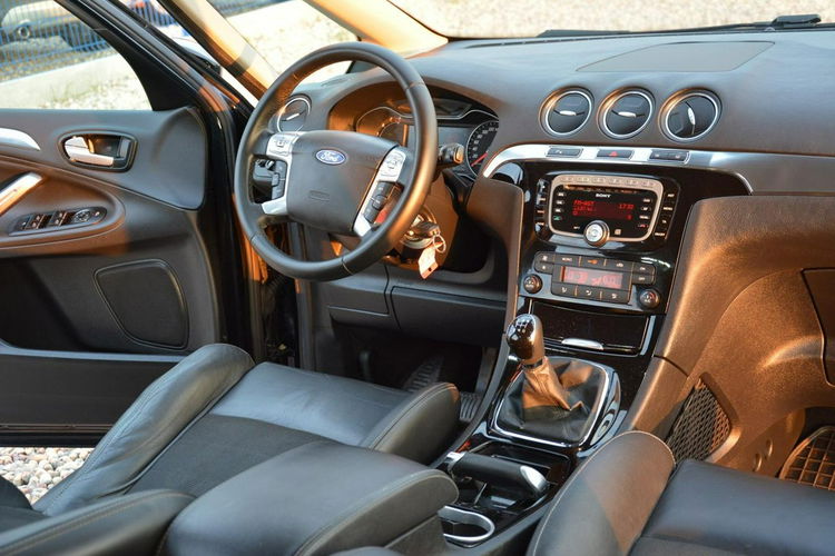Ford S-Max 2.0Duratec(145KM) Lift Titanium Bi-xenon Skóry Convers Alu 18 zdjęcie 21