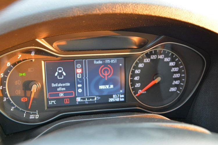 Ford S-Max 2.0Duratec(145KM) Lift Titanium Bi-xenon Skóry Convers Alu 18 zdjęcie 27