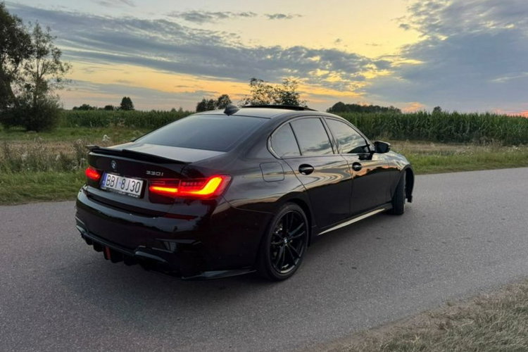 330 BMW 330 I , G 20 , 250 KM , M pakiet , M performance zdjęcie 3