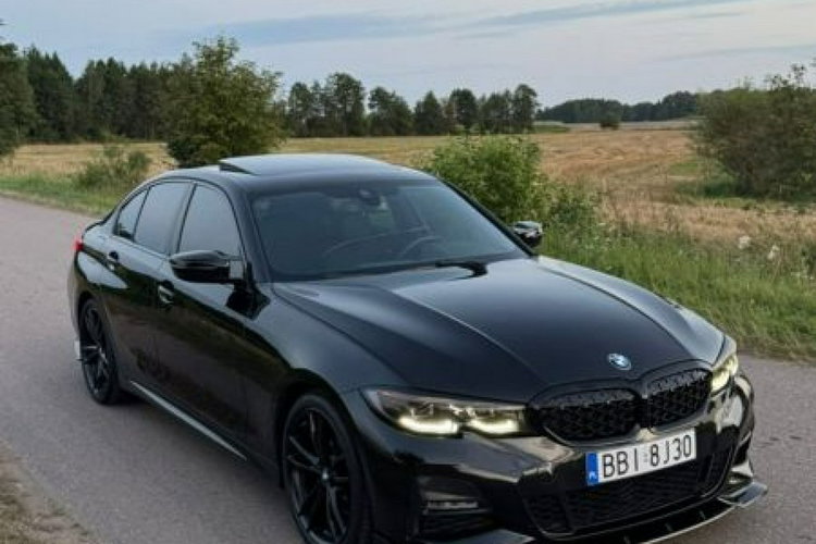 330 BMW 330 I , G 20 , 250 KM , M pakiet , M performance zdjęcie 8