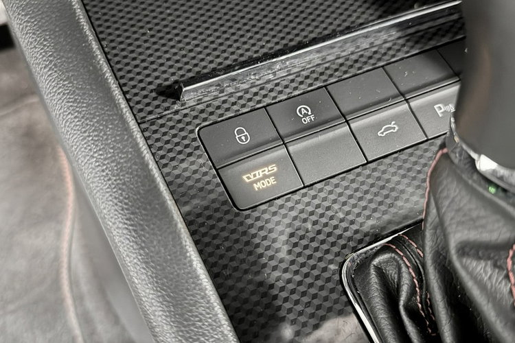 Skoda Octavia 2.0TDI1 84KM DSG 4X4 Challenge Panorama ACC VRS Mode Columbus zdjęcie 24