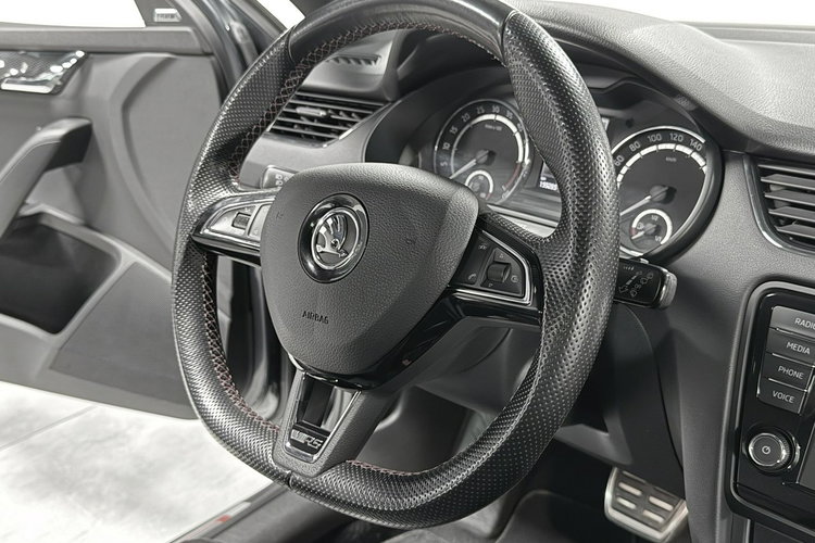Skoda Octavia 2.0TDI1 84KM DSG 4X4 Challenge Panorama ACC VRS Mode Columbus zdjęcie 32