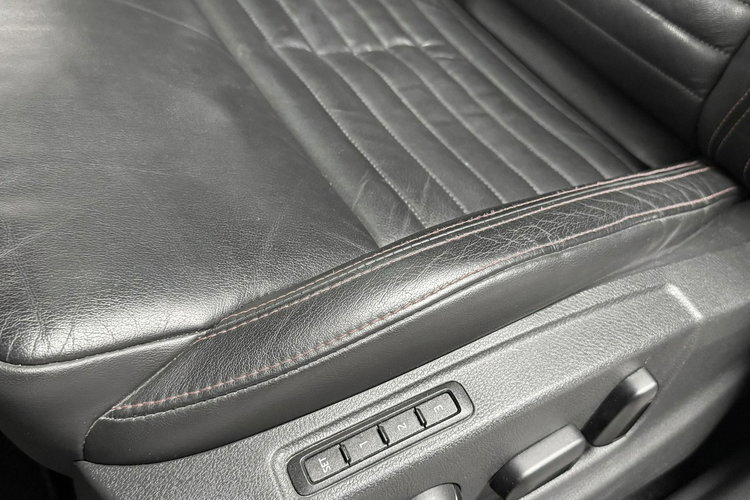 Skoda Octavia 2.0TDI1 84KM DSG 4X4 Challenge Panorama ACC VRS Mode Columbus zdjęcie 42