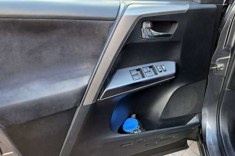 Toyota RAV-4 2, 5 HYBRID , PRESTIGE 4X4, navi , kamera360, Salon PL, GAZ od 2024 zdjęcie 34