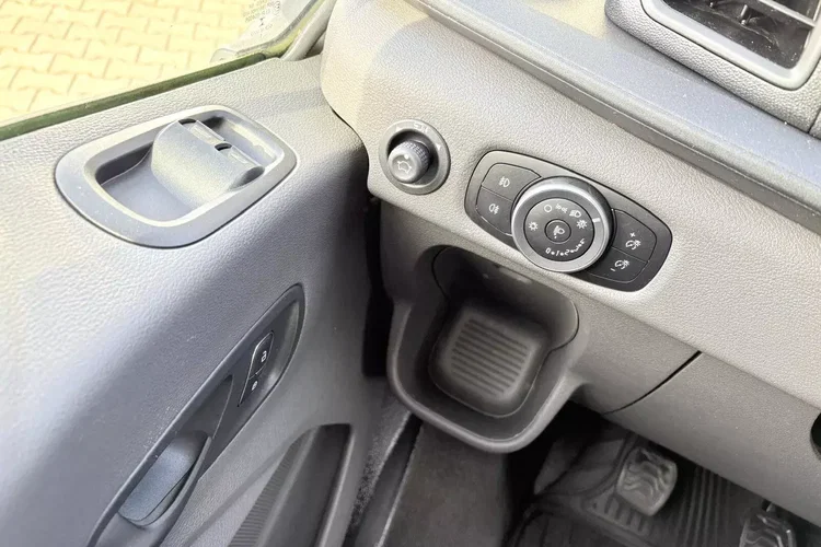 Ford transit L4H3 74999zł NETTO 2.0TdCi/170KM zdjęcie 20