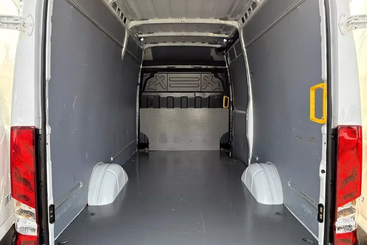 Iveco 35s18 L3H2 109999zł NETTO 3.0HPi/180KM zdjęcie 17